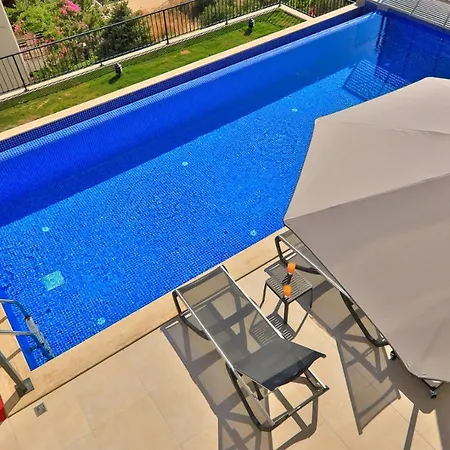 فيلة Modern 4 Bedroom With Sea Views & Salt-water Pool كاس