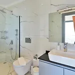فيلة Modern 4 Bedroom With Sea Views & Salt-water Pool *