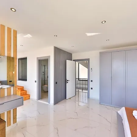 Modern 4 Bedroom With Sea Views & Salt-water Pool 别墅 卡斯