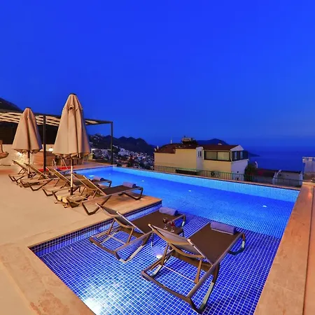 Modern 4 Bedroom With Sea Views & Salt-water Pool * 卡斯